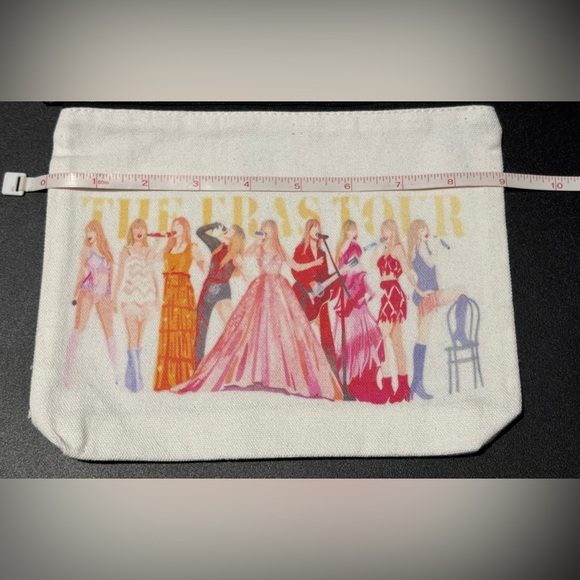 🎉SOLD🎉Taylor Swift Inspired Gift Set - Picture 2 of 4